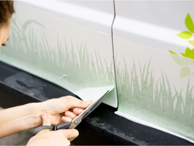 marquage adhésif de véhicule à Villedieu-sur-Indre preès de Châteauroux dans l'Indre 36