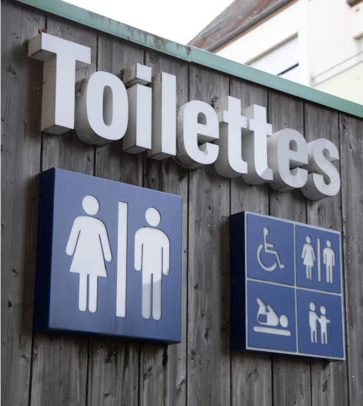 pose et installation d'enseigne signalétique à Villedieu-sur-Indre près de Châteauroux dans l'Indre 36